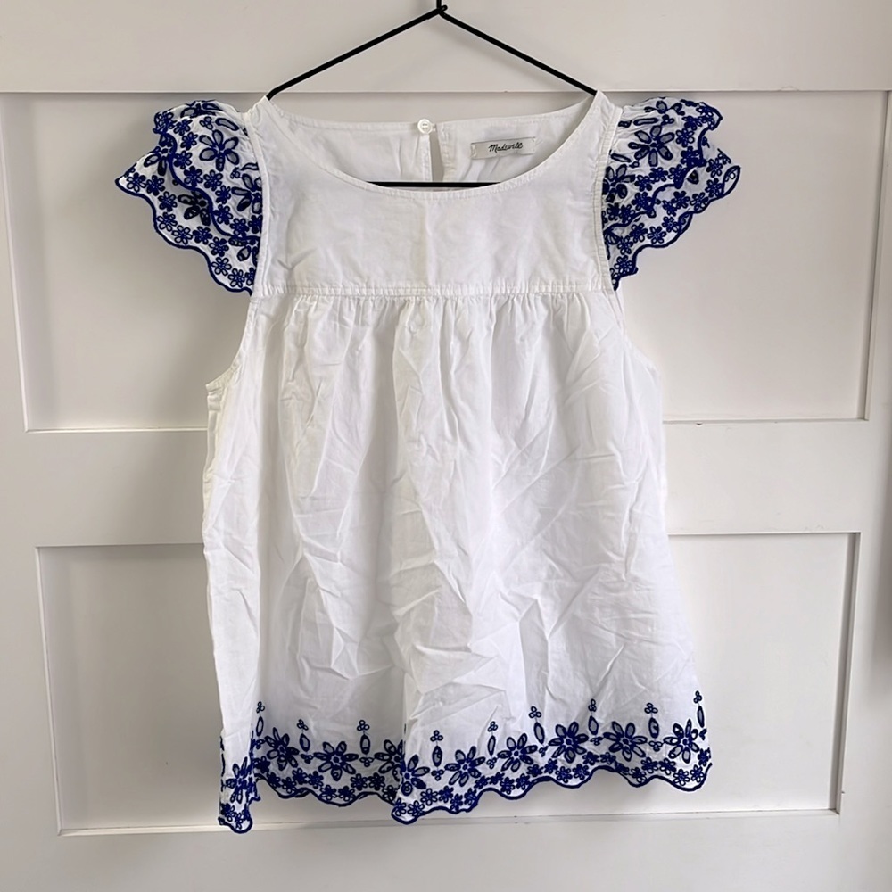 MADEWELL | EUC Story Top White with Blue Floral Embroidery Ruffle Cap Sleeve